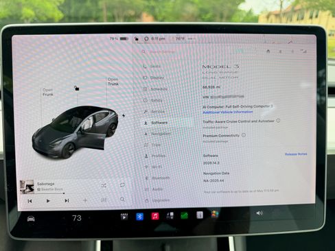 Used 2018 Tesla Model 3 Long Range AWD/4WD image 24