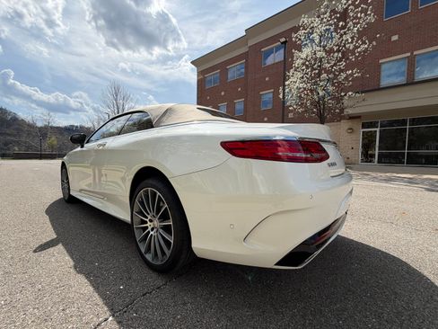 Used 2017 Mercedes-Benz S 550 Cabriolet image 6