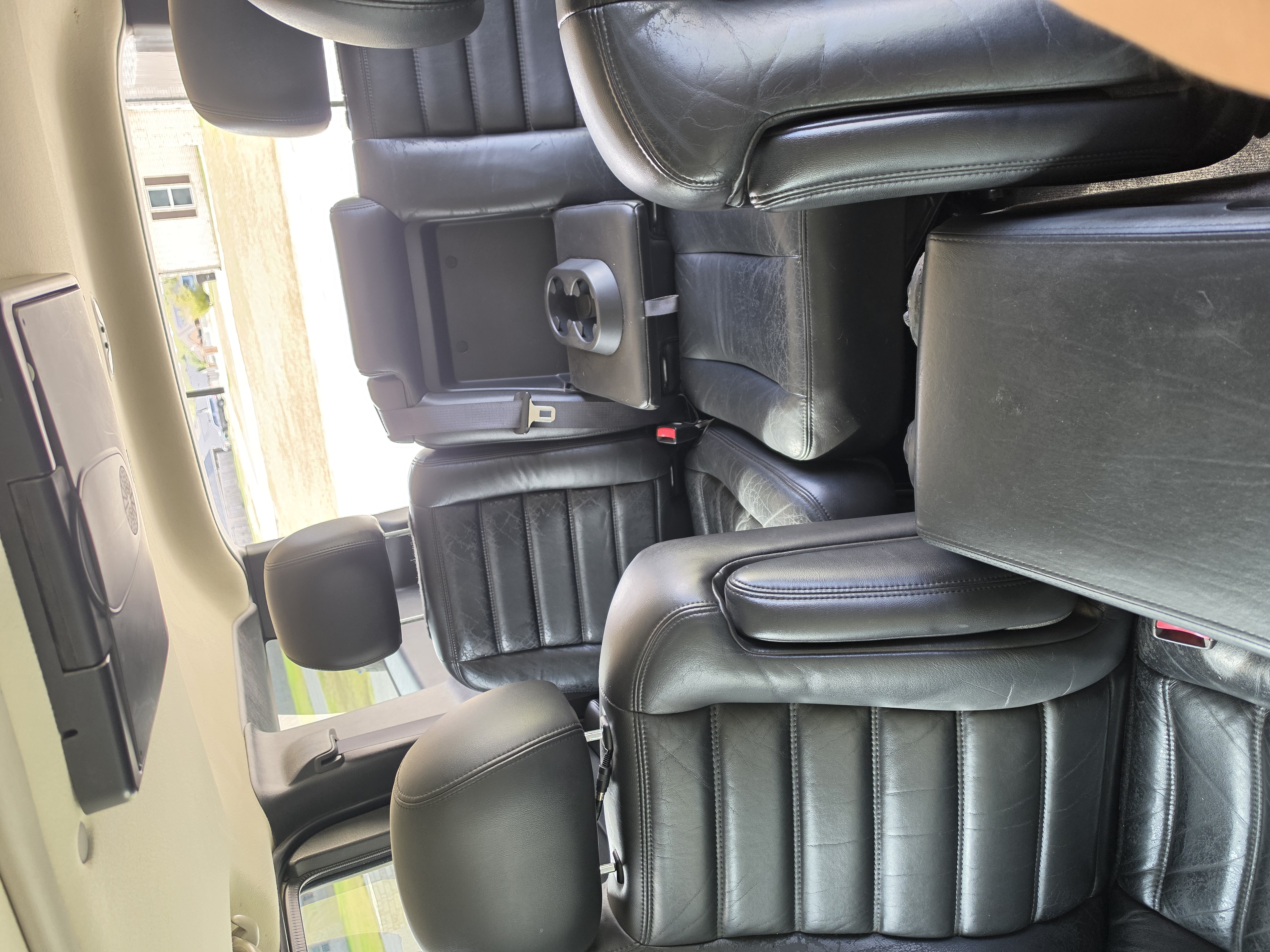 Used 2005 HUMMER H2 w/ Preferred Equipment Group AWD/4WD image 14