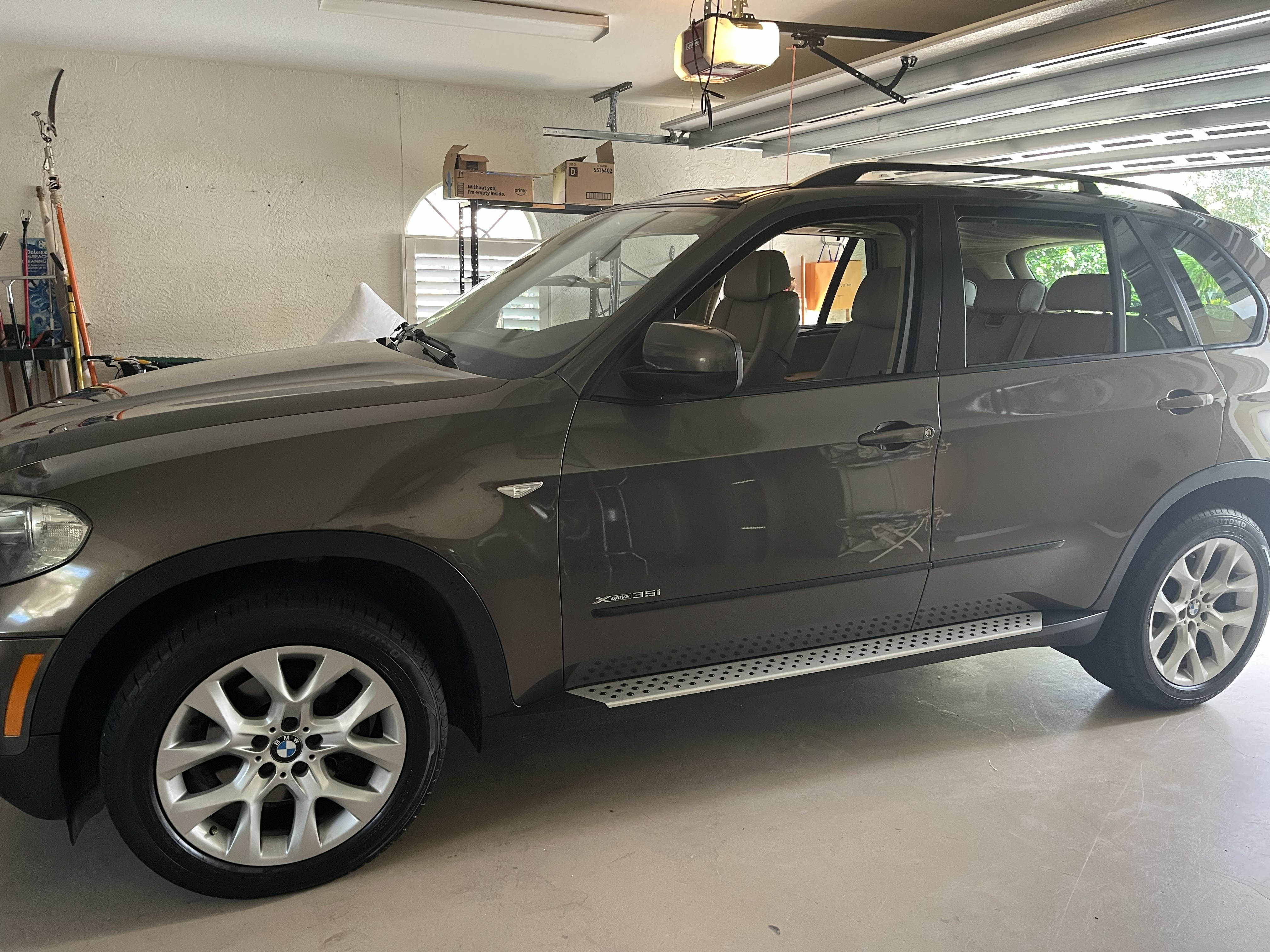 Used 2011 BMW X5 xDrive35i AWD/4WD image 1