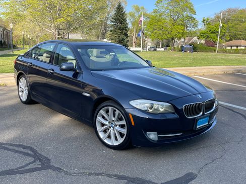 Used 2011 BMW 535i Sedan RWD image 9