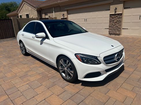 Used 2015 Mercedes-Benz C 300 Sedan image 8