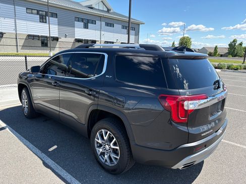 Used 2020 GMC Acadia SLT AWD/4WD image 4