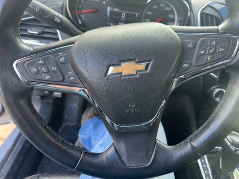 Used 2017 Chevrolet Cruze Premier image 8