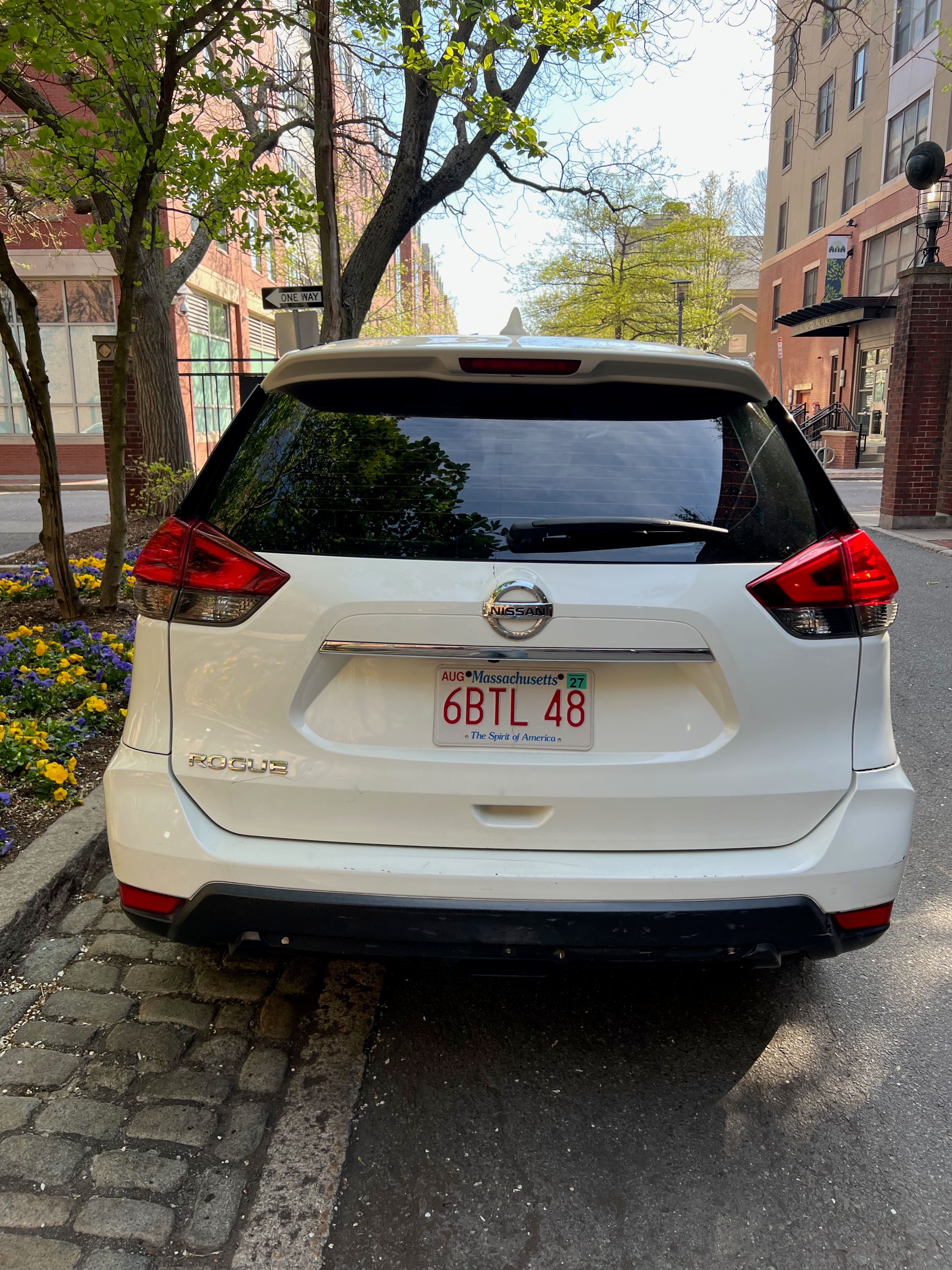 Used 2017 Nissan Rogue S FWD image 6