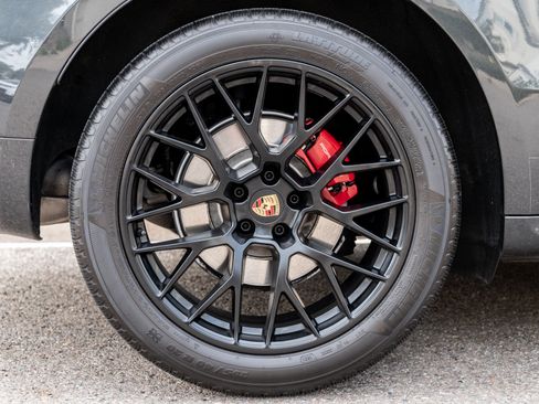 Used 2021 Porsche Macan GTS image 13