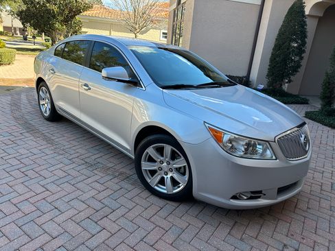 Used 2011 Buick LaCrosse CXL image 1