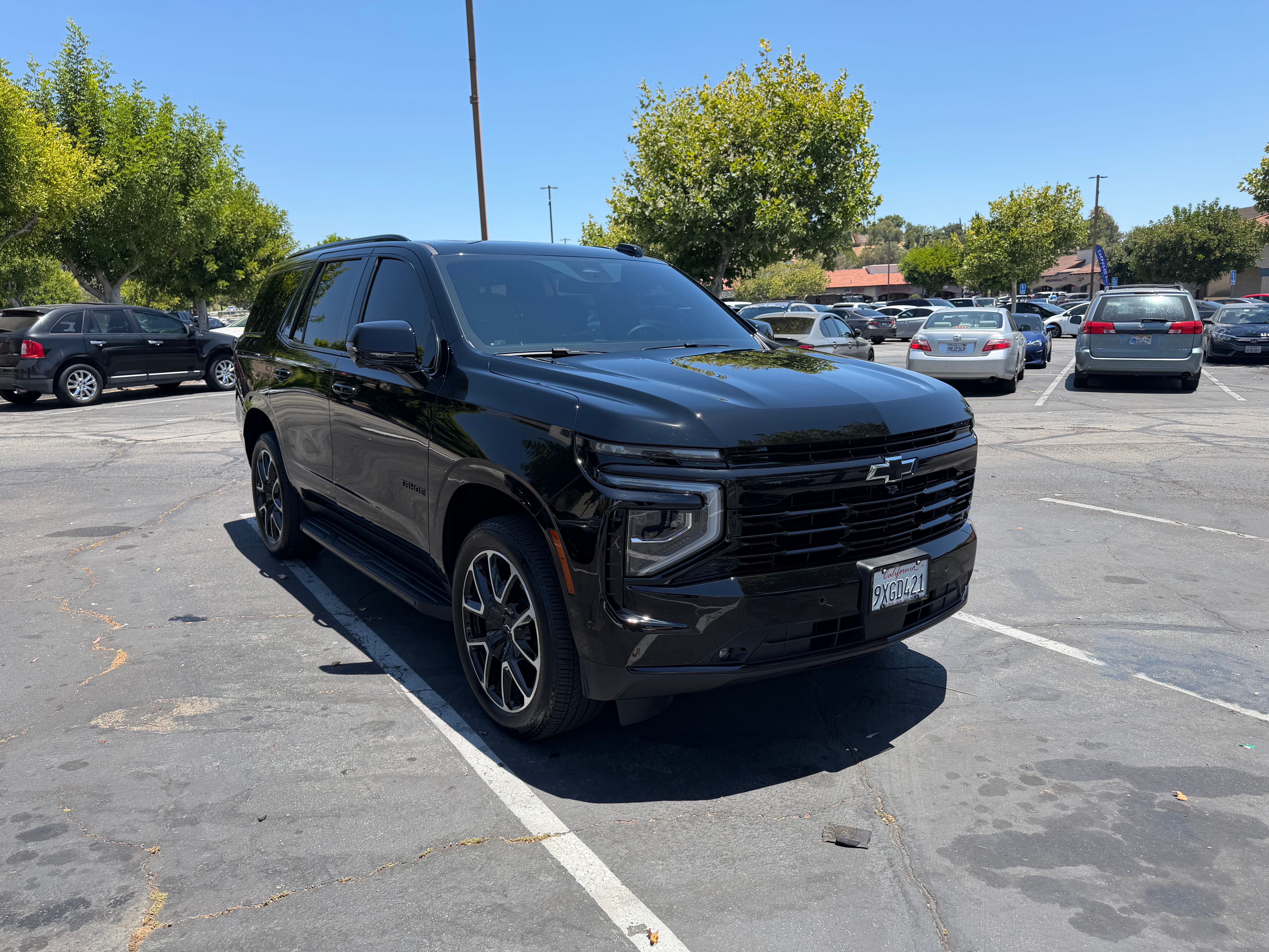 Used 2026 Chevrolet Tahoe RST w/ RST Capability Package AWD/4WD image 2