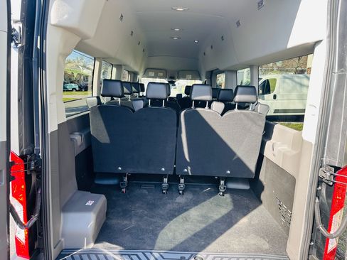 Used 2024 Ford Transit 350 XL image 11