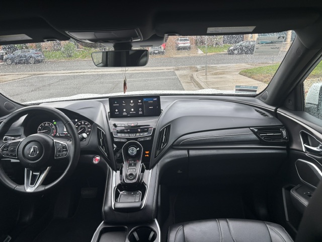 Used 2025 Acura RDX SH-AWD image 11