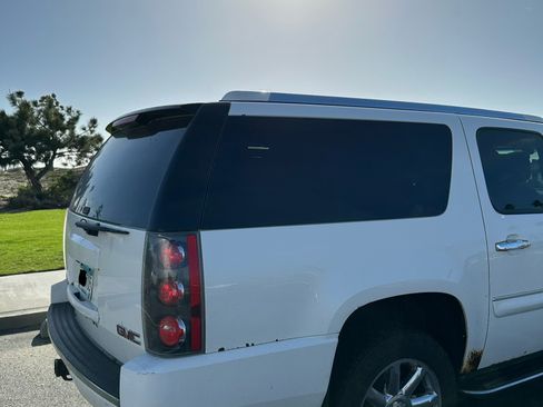 Used 2008 GMC Yukon XL Denali image 6