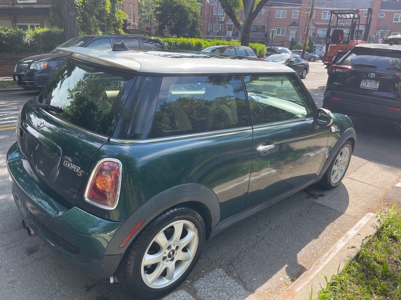 Used 2010 MINI Cooper S FWD image 10