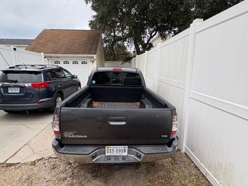 Used 2013 Toyota Tacoma 4x4 Access Cab V6 image 8