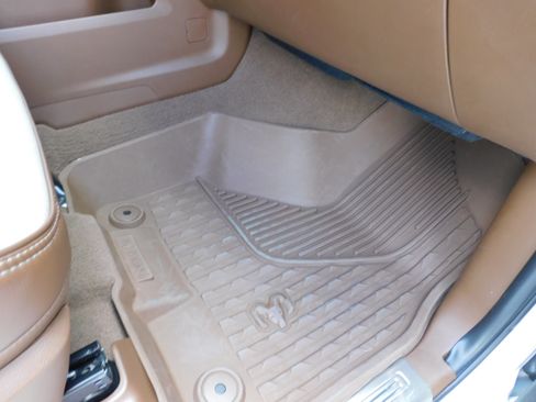 Used 2021 RAM 3500 Laramie image 31