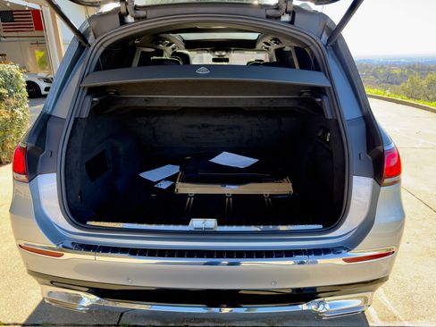 Used 2023 Mercedes-Benz Maybach GLS 600 4MATIC image 6