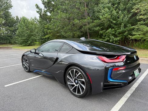 Used 2015 BMW i8 AWD/4WD image 11