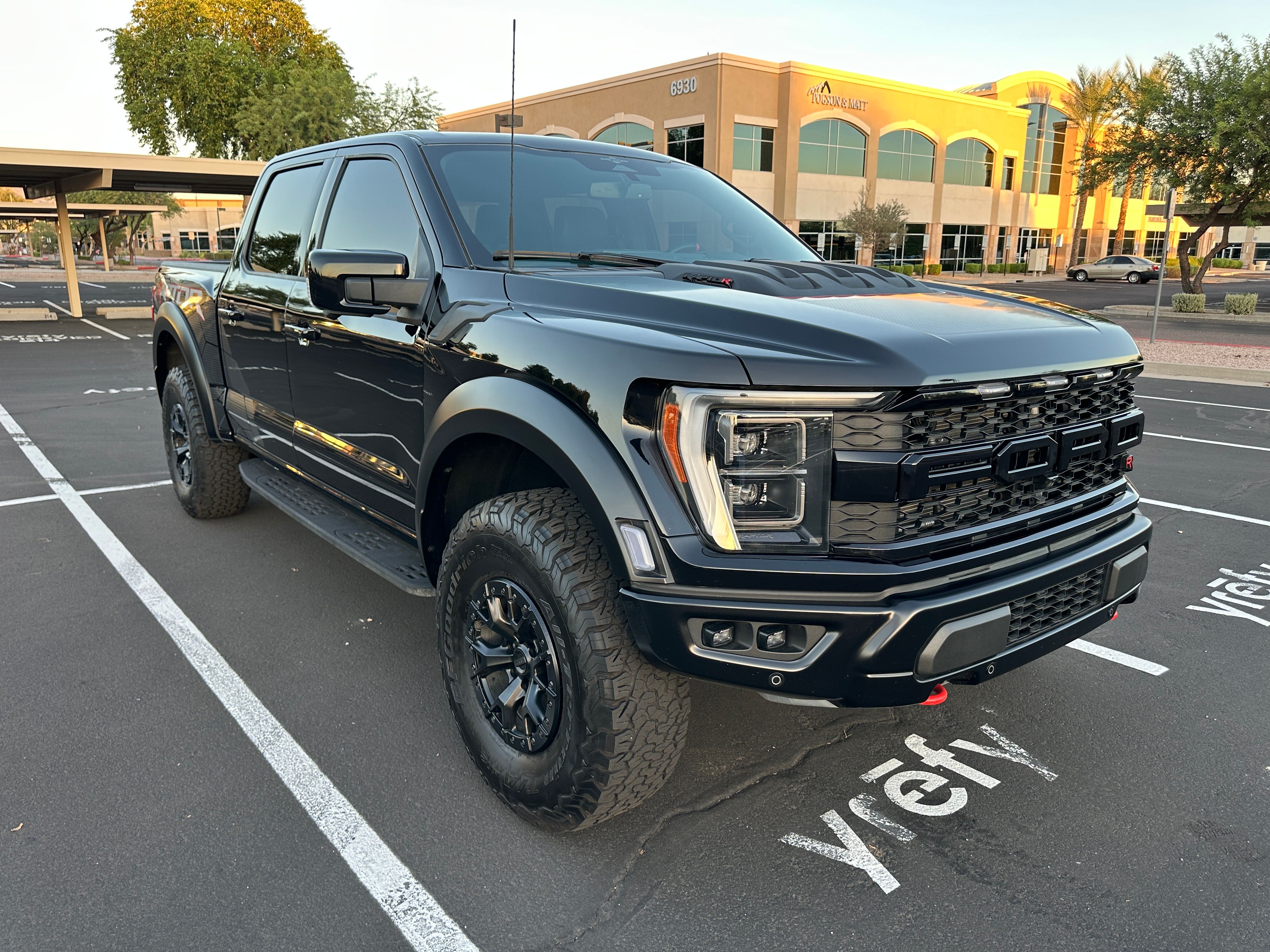 Used 2023 Ford F150 Raptor w/ Equipment Group 802A Raptor R AWD/4WD image 4