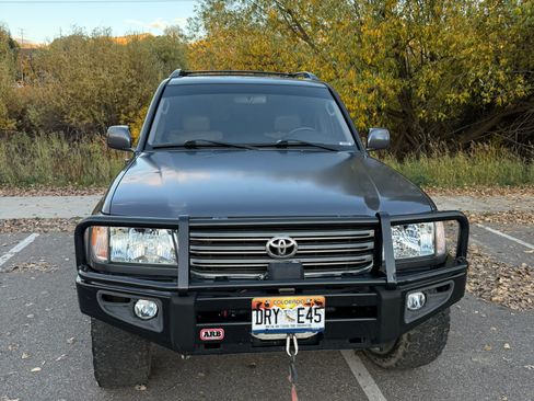 Used 2003 Toyota Land Cruiser image 4