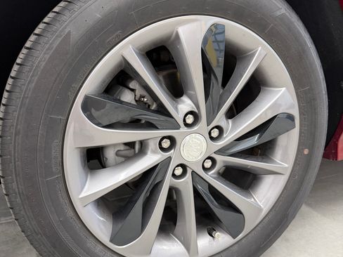 Used 2020 Buick Encore GX Essence w/ Experience Buick Package FWD image 24