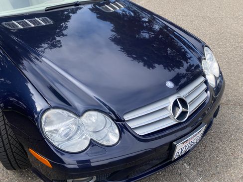 Used 2008 Mercedes-Benz SL 550 image 2