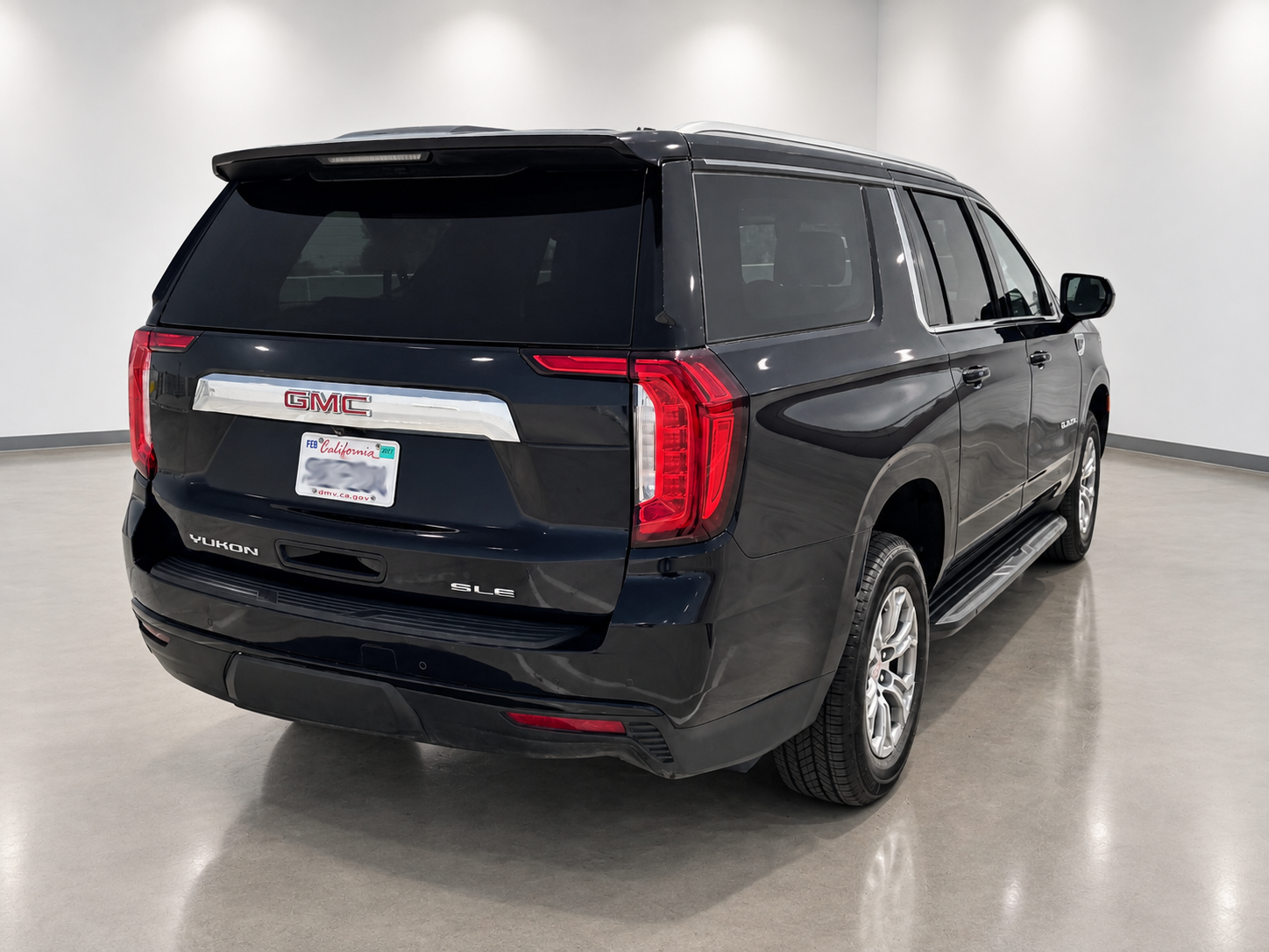 Used 2022 GMC Yukon XL SLE w/ Max Trailering Package AWD/4WD image 5