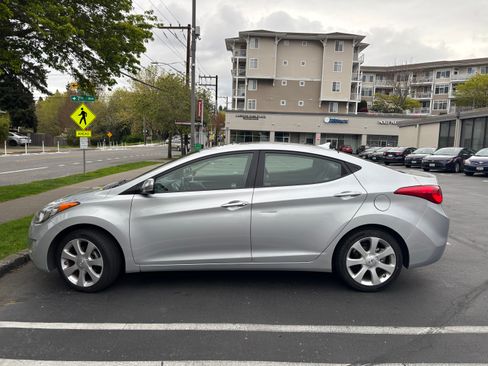 Used 2011 Hyundai Elantra Limited image 14