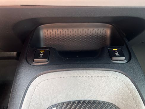 Used 2019 Toyota Corolla XSE image 14