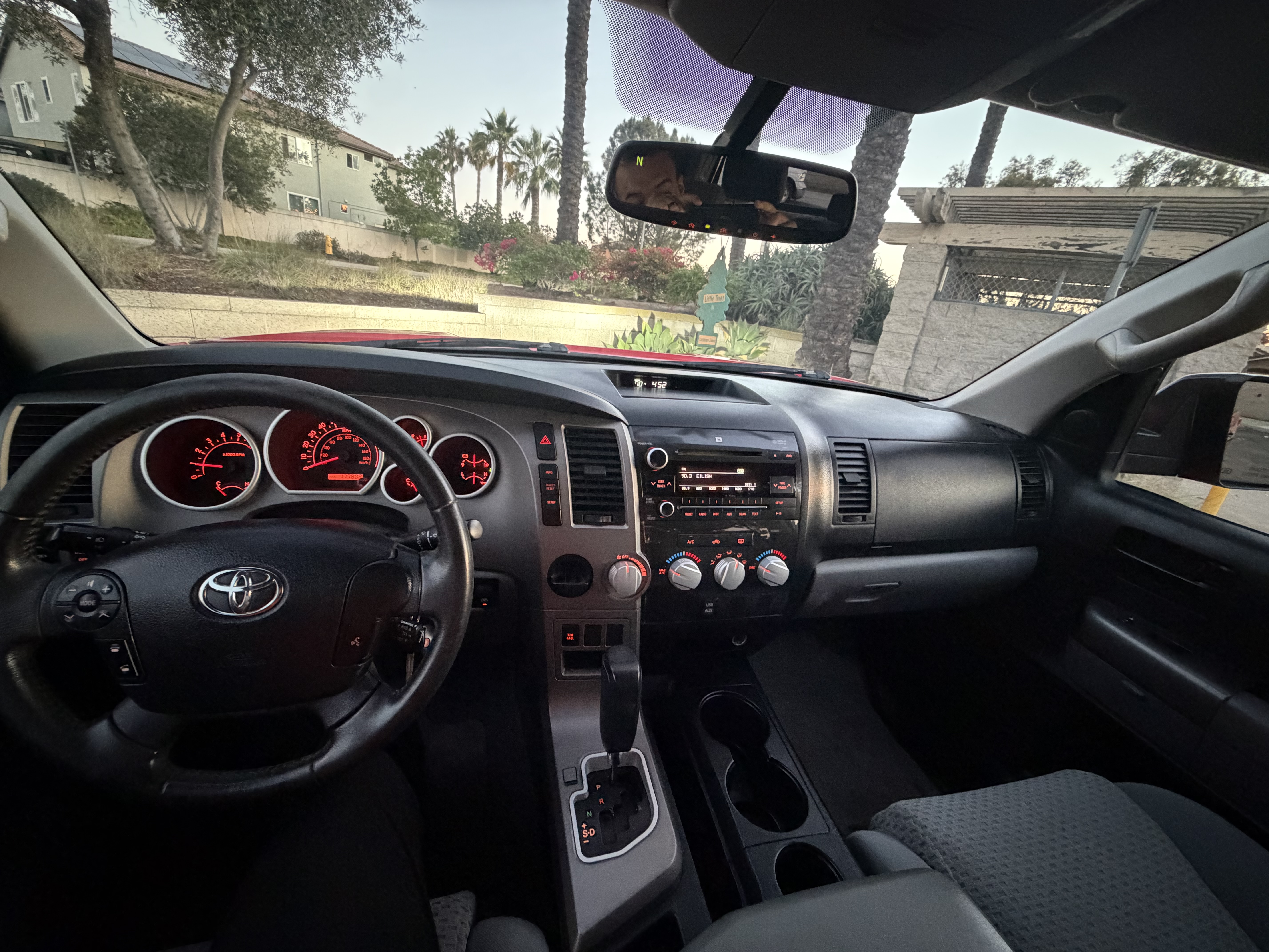 Used 2011 Toyota Tundra 2WD CrewMax w/ SR5 Pkg image 11