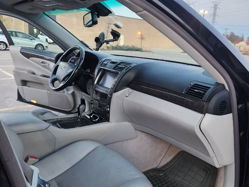 Used 2008 Lexus LS 460 image 6