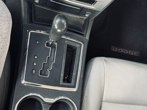 Used 2009 Dodge Charger SXT image 16