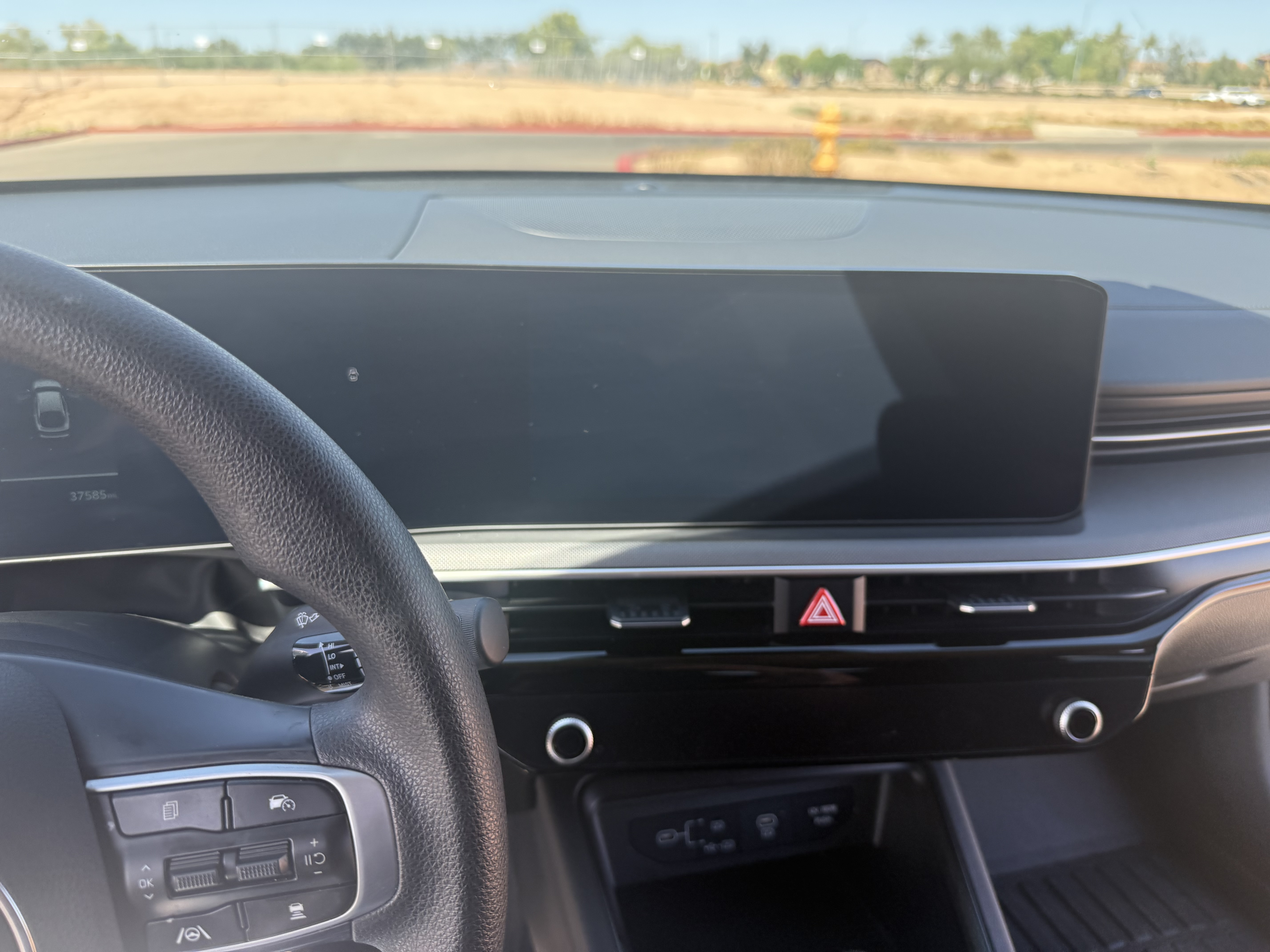 Used 2025 Kia K5 LXS FWD image 15