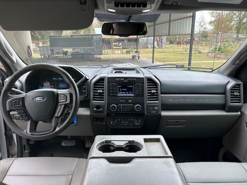 Used 2017 Ford F350 XL w/ Power Equipment Group image 8