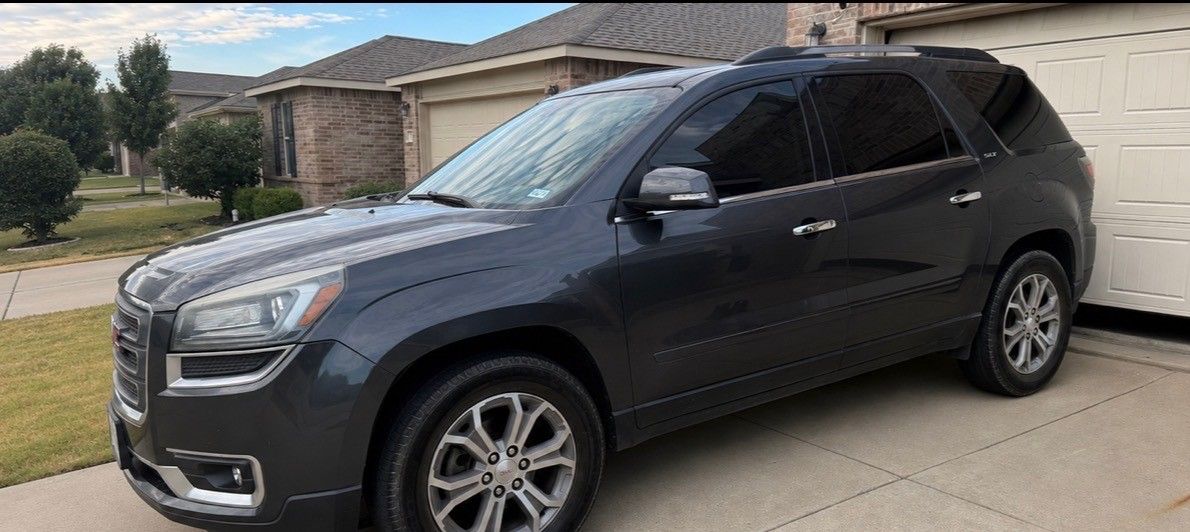 Used 2014 GMC Acadia SLT FWD image 1