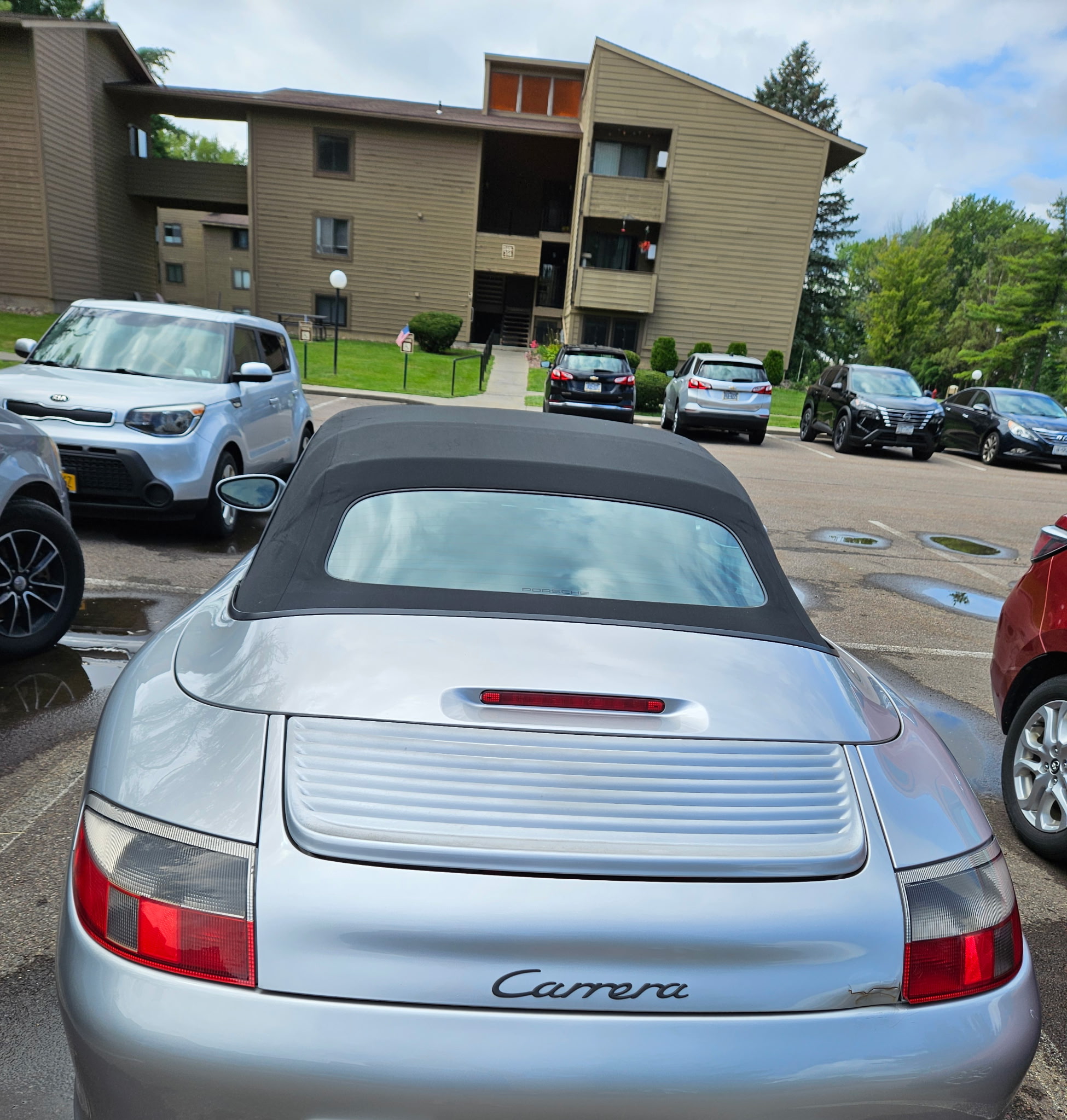 Used 2002 Porsche 911 Cabriolet image 4