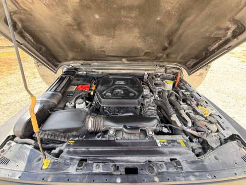 Used 2022 Jeep Wrangler Unlimited Rubicon 4xe w/ Cold Weather Group image 23