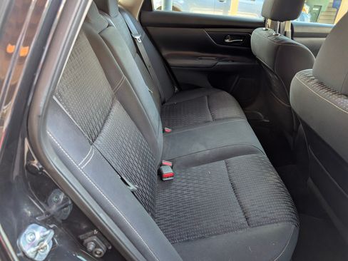 Used 2017 Nissan Altima 2.5 S w/ Power Driver Seat Package image 9