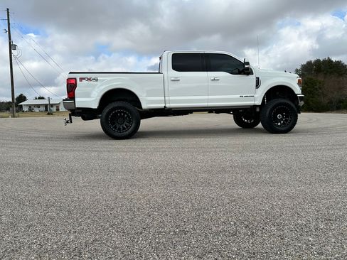 Used 2020 Ford F350 Lariat w/ Lariat Ultimate Package image 9