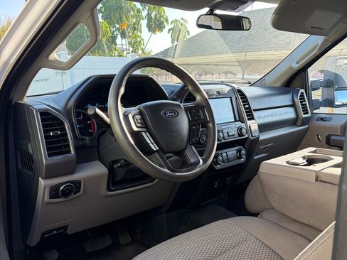 Used 2022 Ford F250 XLT AWD/4WD image 12