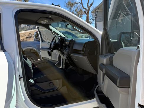 Used 2020 Ford F150 XL w/ Equipment Group 101A Mid image 11