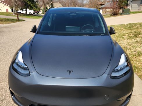 Used 2023 Tesla Model Y Long Range image 20