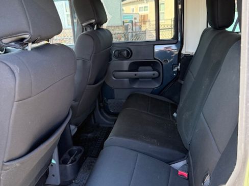 Used 2008 Jeep Wrangler Unlimited Sahara w/ Trailer Tow Group image 2