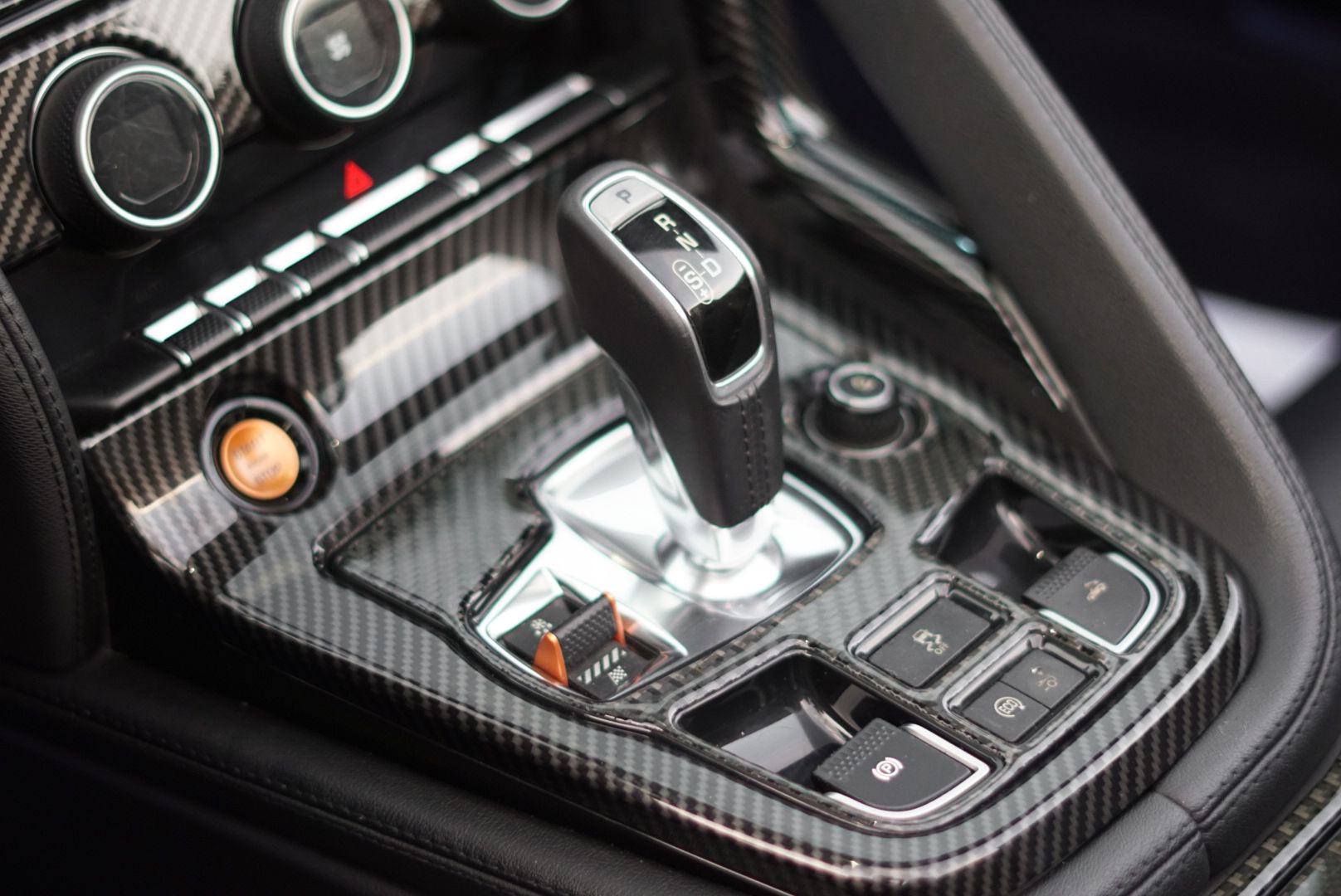 Used 2014 Jaguar F-TYPE S RWD image 28