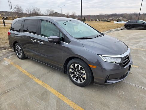 Used 2023 Honda Odyssey EX-L image 1