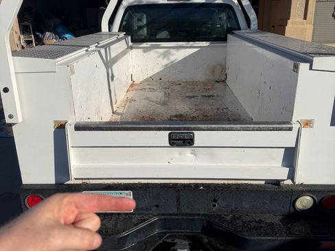 Used 2015 Ford F250 XL w/ XL Appearance Package image 11