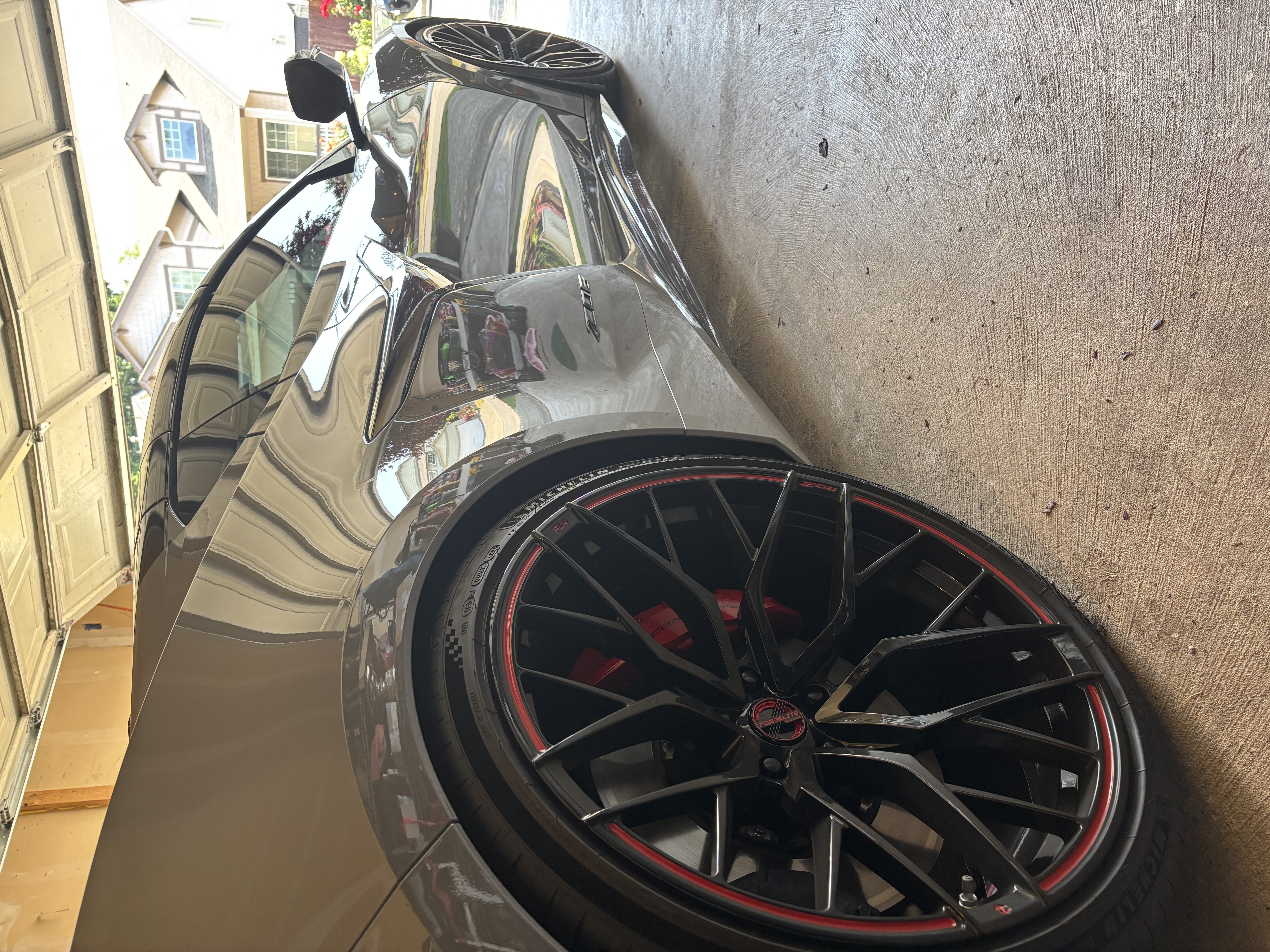 Used 2025 Chevrolet Corvette Z06 RWD image 9