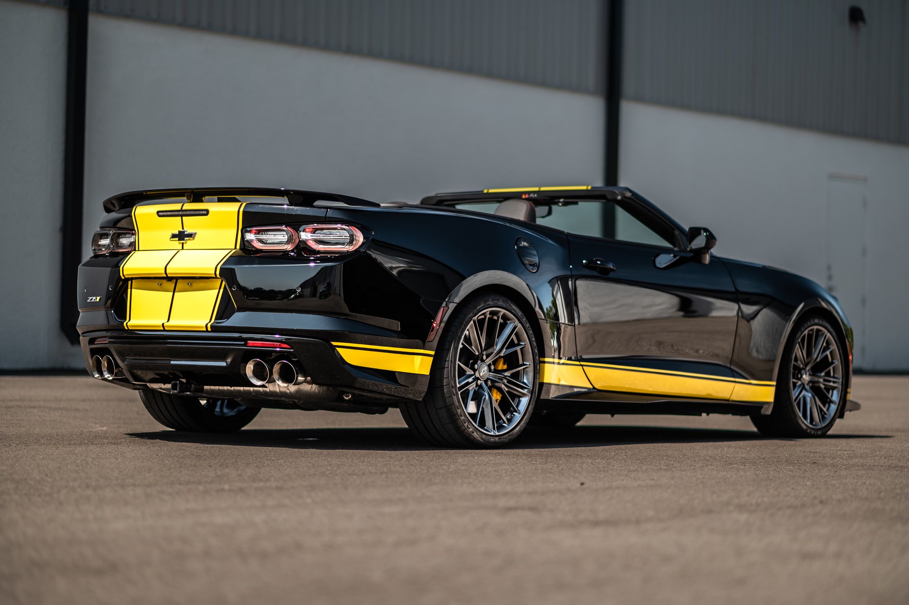 Used 2023 Chevrolet Camaro ZL1 RWD image 2