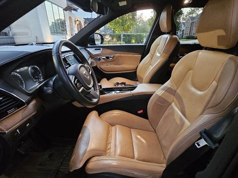 Used 2018 Volvo XC90 T6 Inscription w/ Convenience Package image 6