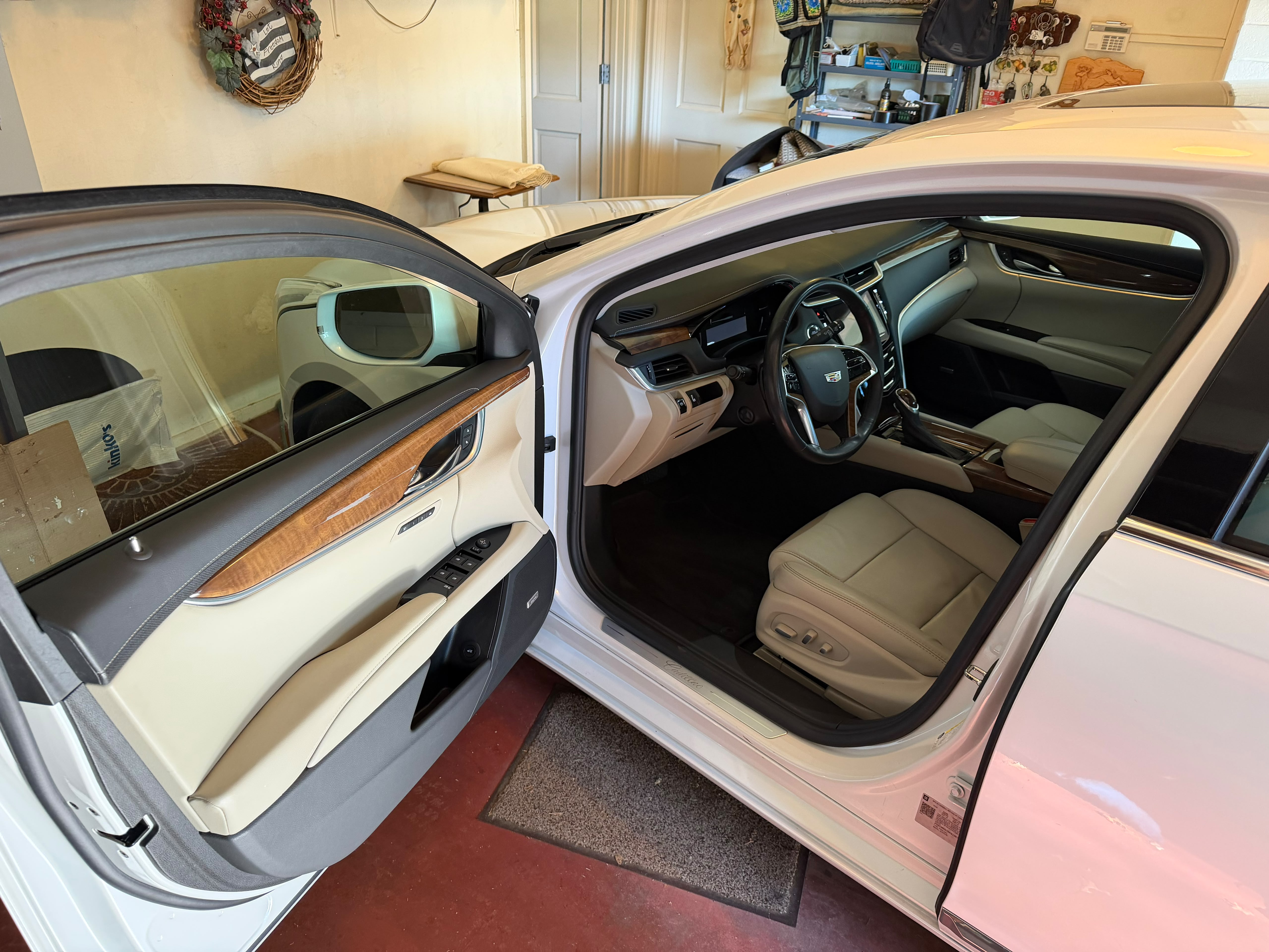 Used 2019 Cadillac XTS Luxury w/ Driver Awareness Package FWD image 8