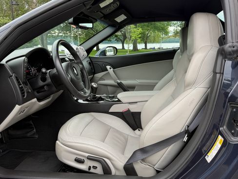 Used 2013 Chevrolet Corvette Grand Sport w/ 3LT Preferred Equipment Group RWD image 8