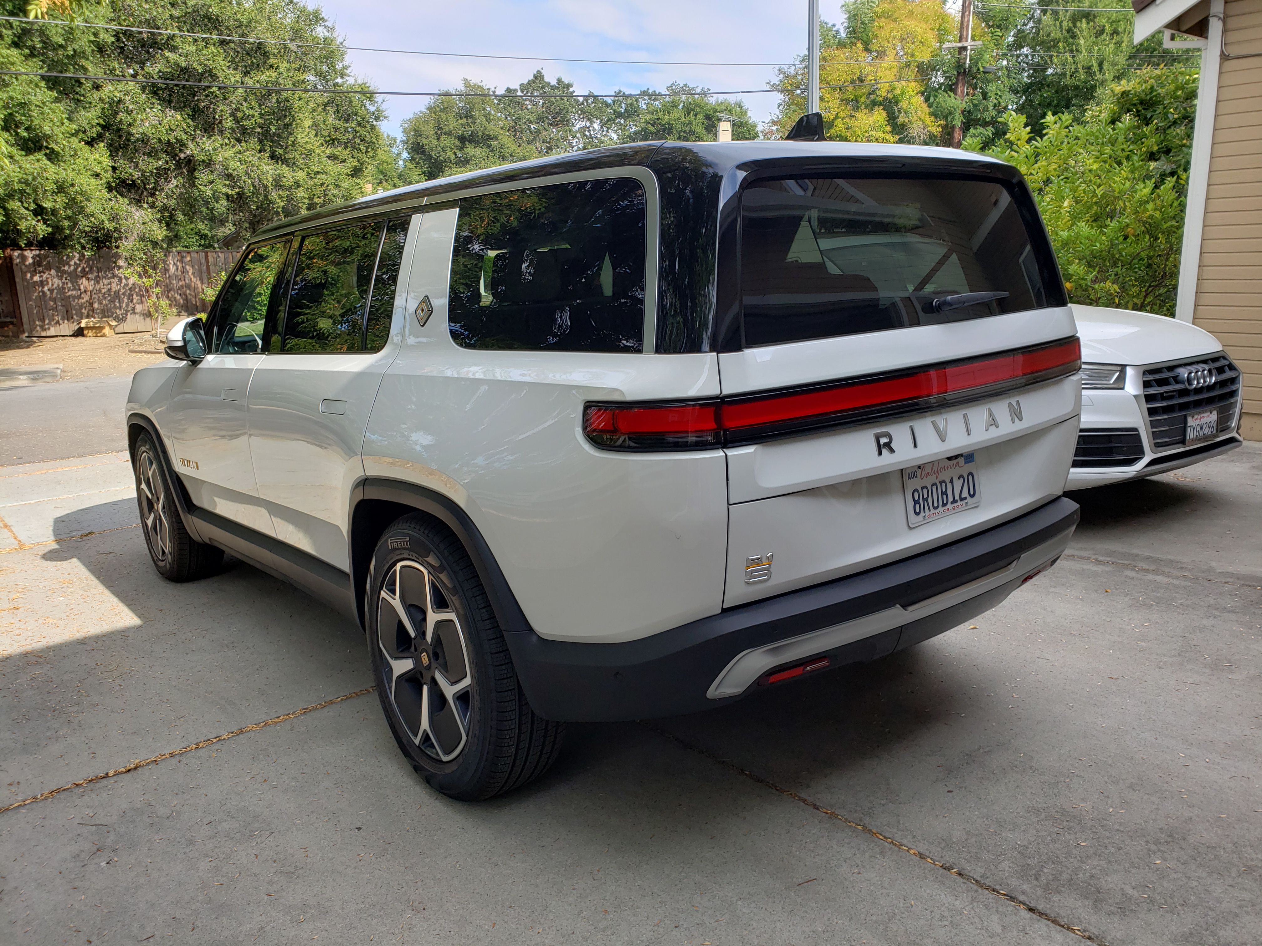 Used 2023 Rivian R1S Adventure Quad AWD/4WD image 6